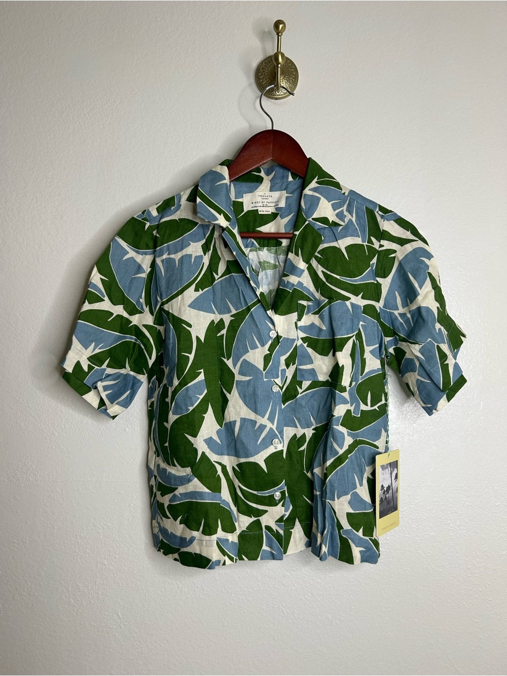 Trovata 100% Linen Nico Short Sleeve Palm Printed Boxy Fit Button Down Top