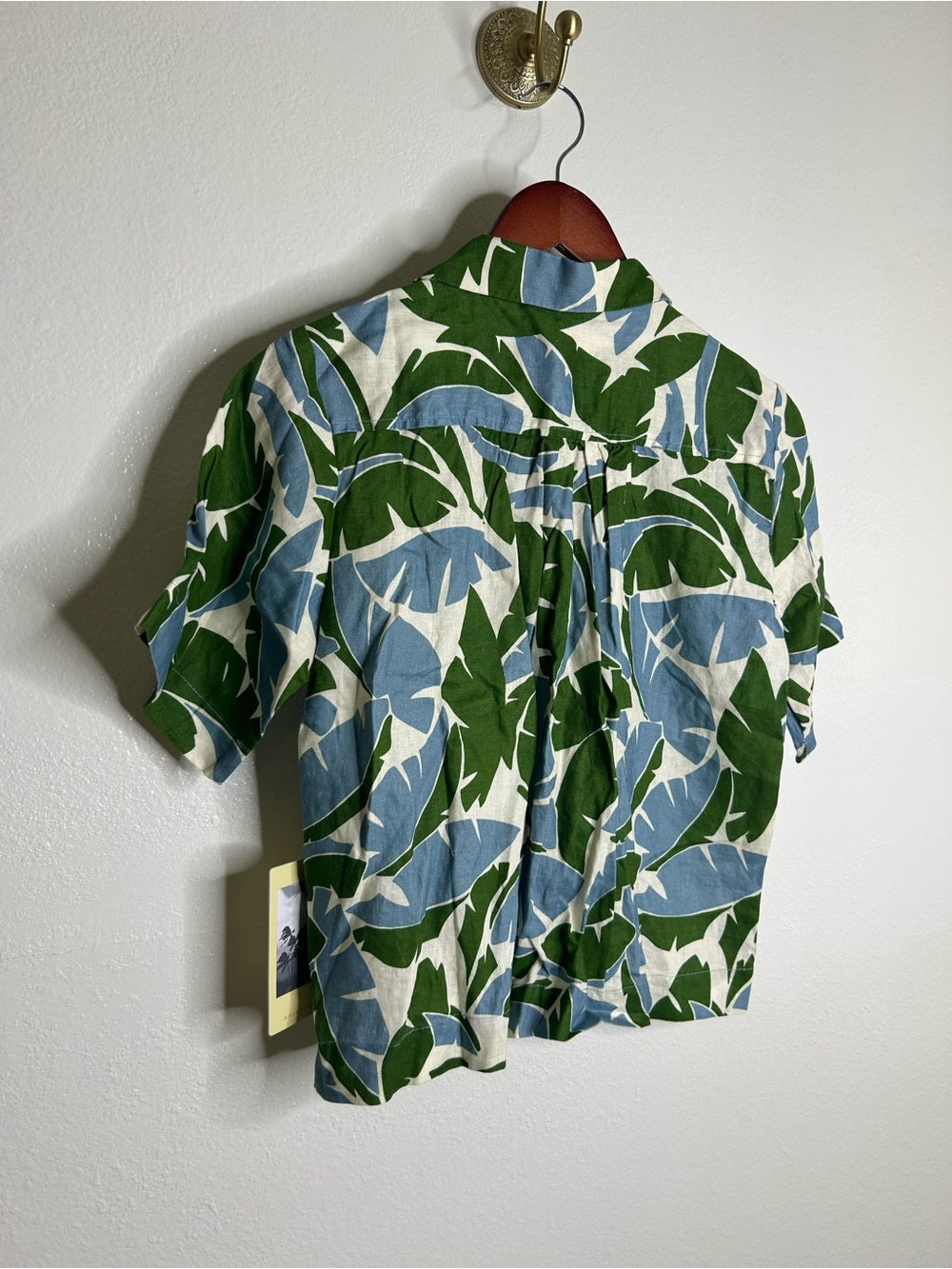 Trovata 100% Linen Nico Short Sleeve Palm Printed Boxy Fit Button Down Top