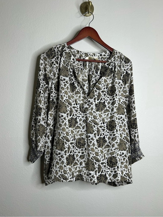 Natalie Martin 100% Silk Neutral Floral Long Sleeve Relaxed Fit Blouse