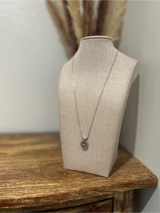 Jewelry 925 Sterling Silver Diamond Accent Pendant 18 in Chain Necklace