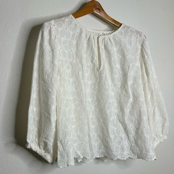 Velvet by Graham &amp;amp; Spencer Velvet by Graham &amp;amp; Spencer 100% Cotton Floral Embrodiered Peasant Blouse Cream - Cotton