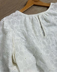 Velvet by Graham & Spencer 100% Cotton Floral Embrodiered Peasant Blouse Cream
