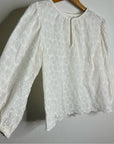 Velvet by Graham & Spencer 100% Cotton Floral Embrodiered Peasant Blouse Cream