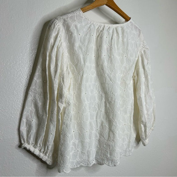 Velvet by Graham &amp; Spencer 100% Cotton Floral Embrodiered Peasant Blouse Cream
