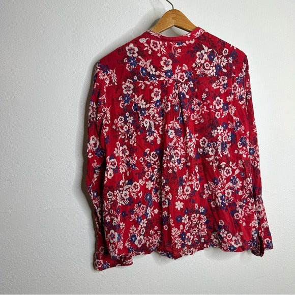 Xirena 100% Cotton Red Floral Lightweight Button Down Long Sleeve Blouse