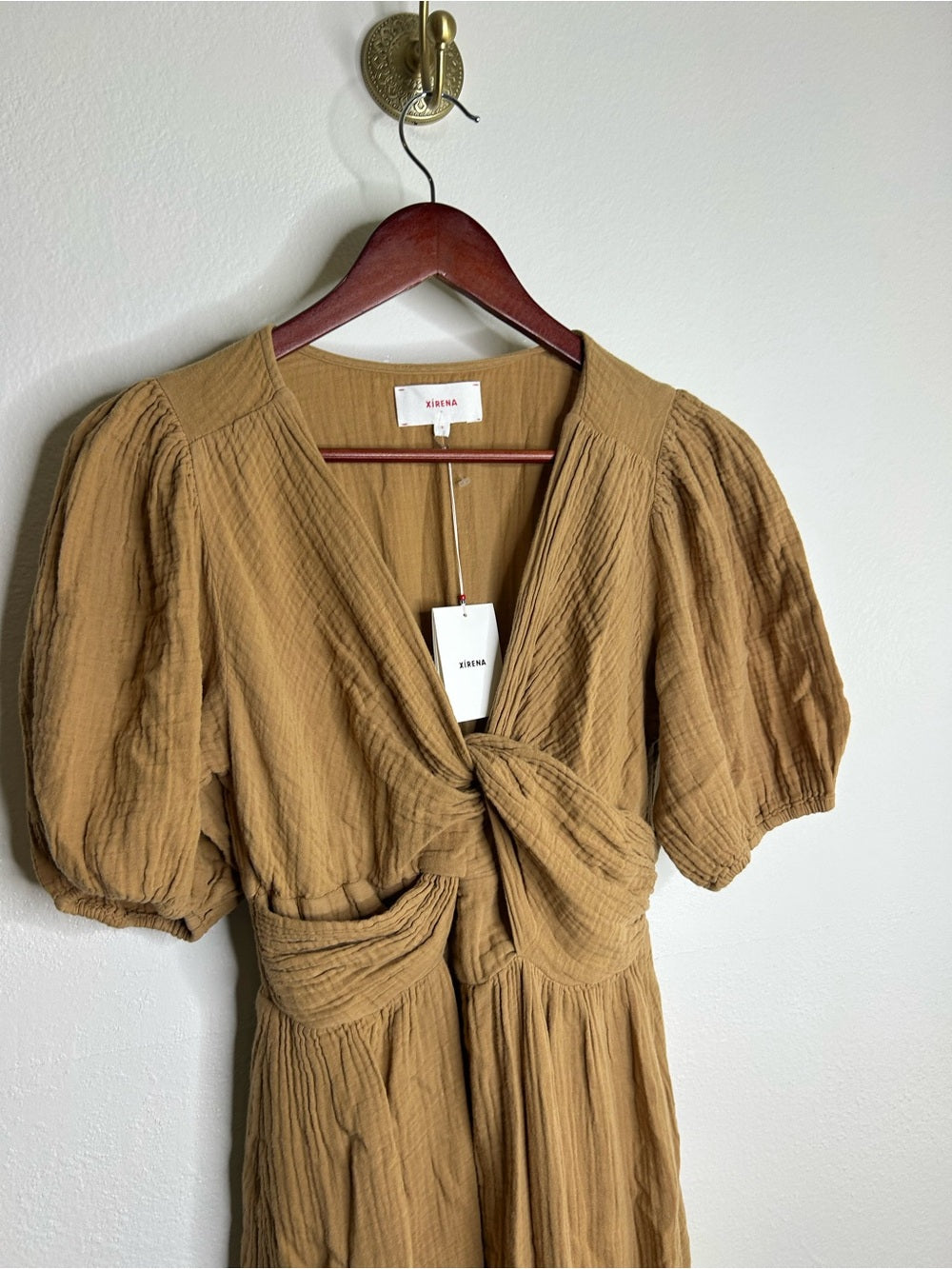 Xirena 100% Cotton Lawsyn Twist Front Short Sleeve Midi Dress in Chester