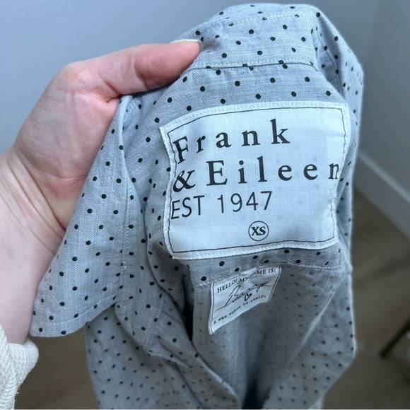 Frank &amp; Eileen 100% Cotton Barry Polka Dot Gray Button Down