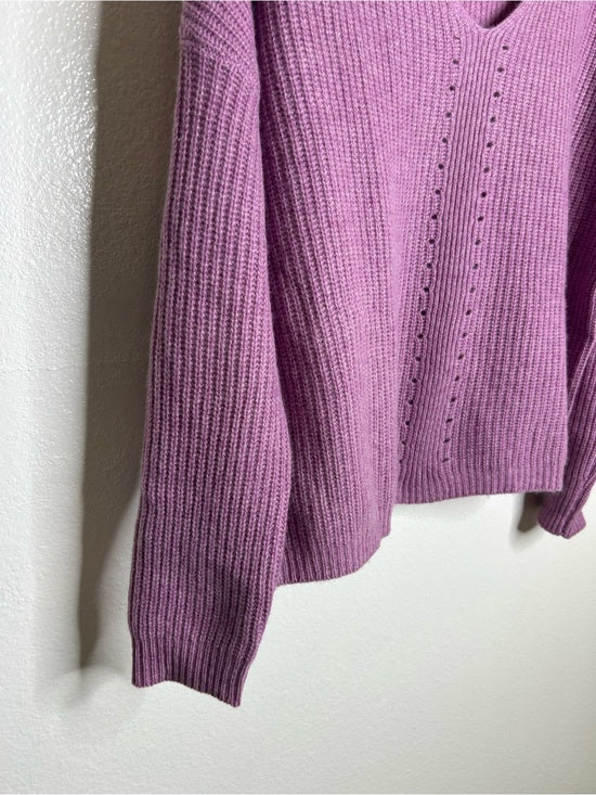 OGD 100% Cashmere Thick Knit Textured V - Neck Lavender Purple Sweater
