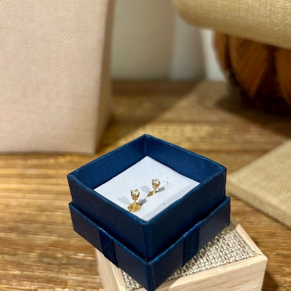 14K Gold 14k Gold Natural Diamond Tiny Stud Earrings