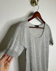 AG 100% Silk Knit Lightweight Scoop Neck Short Sleeve Gray Blouse Top