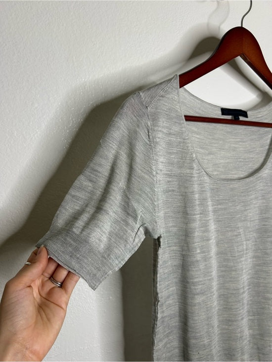 Ag Adriano Goldschmied AG 100% Silk Knit Lightweight Scoop Neck Short Sleeve Gray Blouse Top - Silk