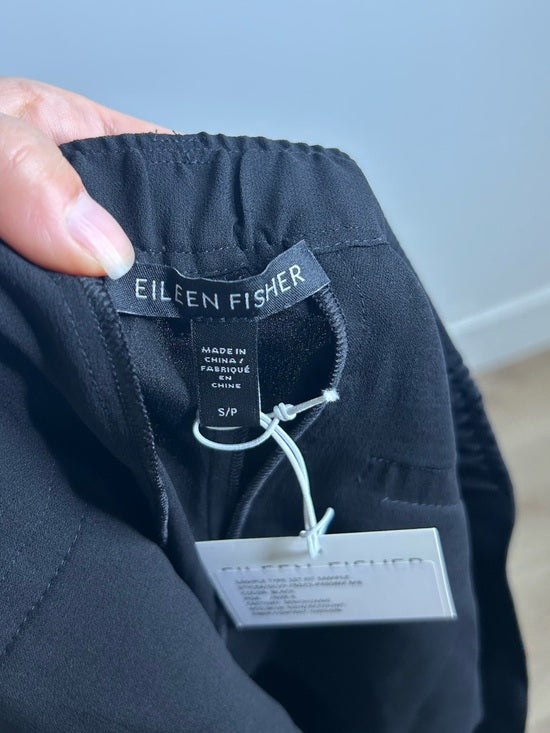 Eileen Fisher 100% Silk Black Straight Leg Pleated Trouser Pant