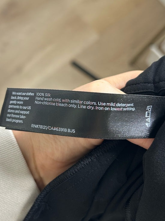 Eileen Fisher 100% Silk Black Straight Leg Pleated Trouser Pant
