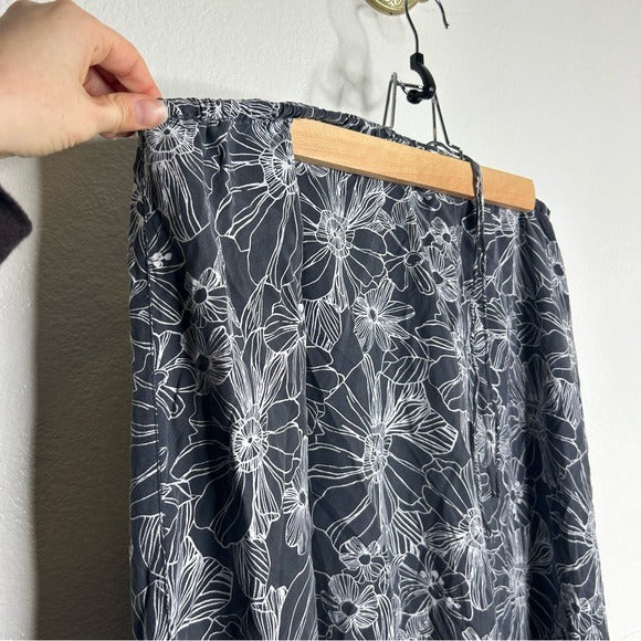 Unsubscribed Unsubscribed 100% Silk Black White Floral Tie Waist Maxi Skirt - Silk