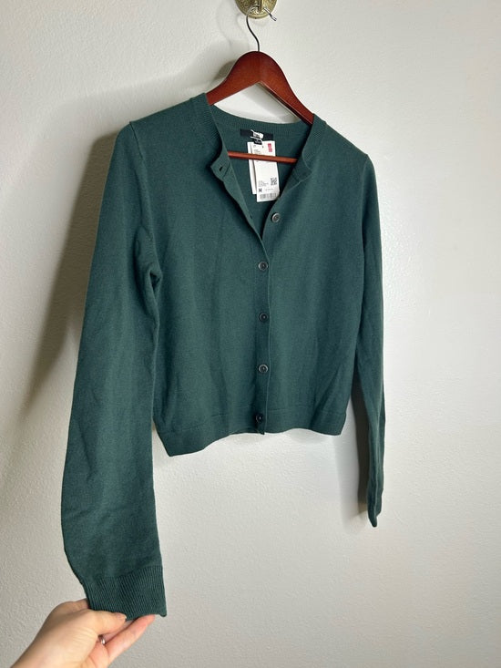 Uniqlo Uniqlo 100% Cashmere Crew Neck Button Down Cardigan Sweater in Olive Green - Cashmere