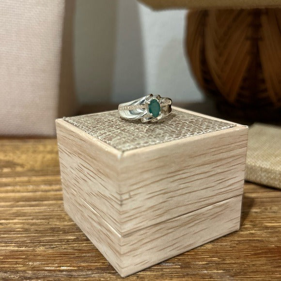 925 Sterling Silver Thick Band Ring Emerald Stone