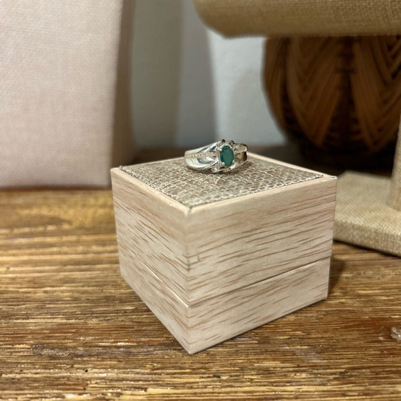 925 Sterling Silver Thick Band Ring Emerald Stone
