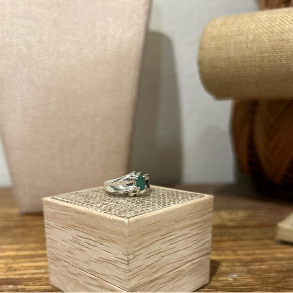 925 Sterling Silver Thick Band Ring Emerald Stone