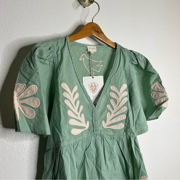 ex voto Ex Voto 100% Cotton Chloe Short Sleeve Blouse in Green - Cotton