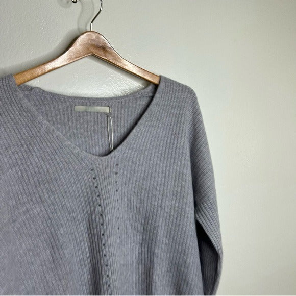 One Grey Day 100% Cashmere Textured Ribbed V - Neck Pullover Gray Sweater