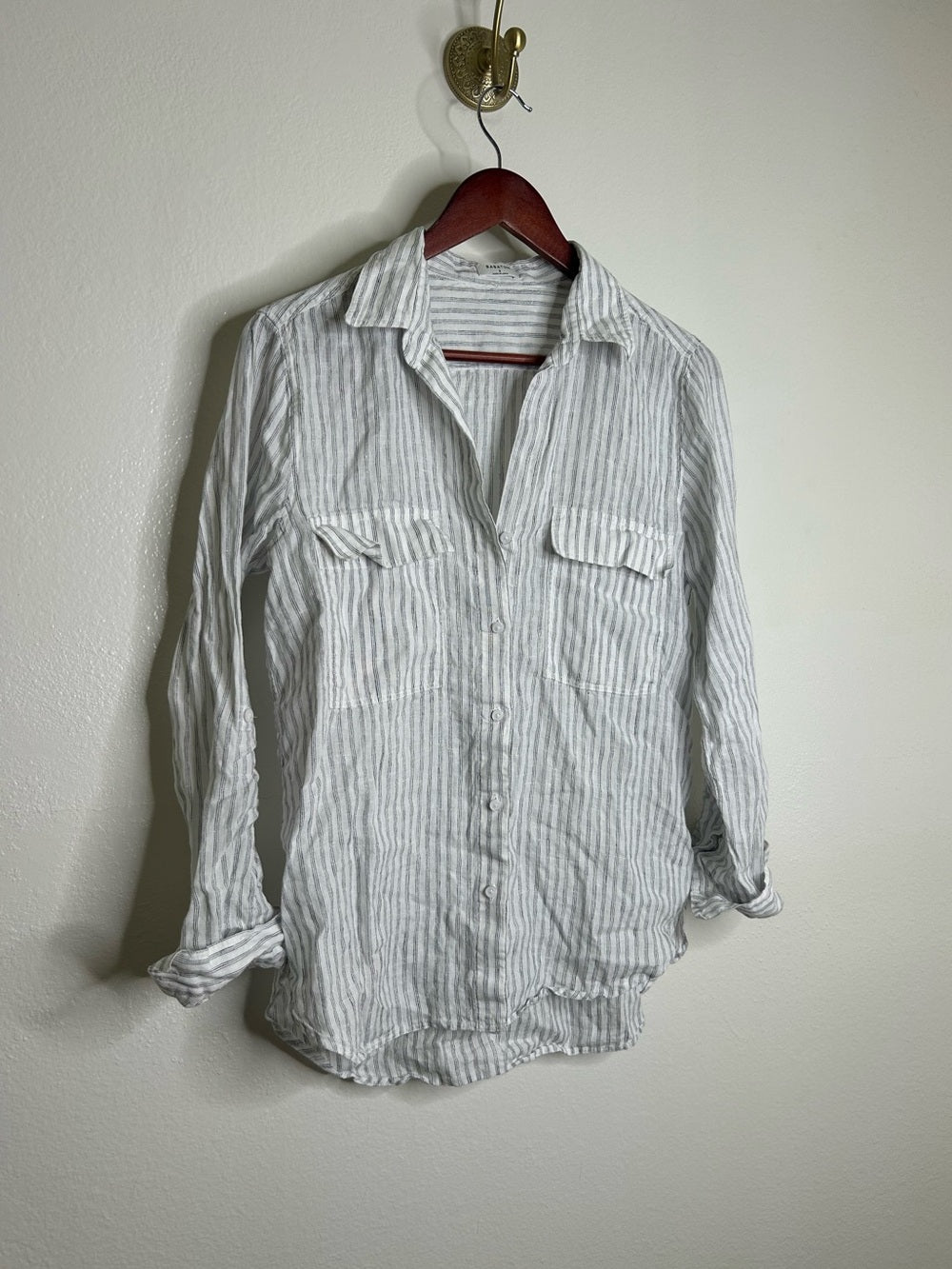 Aritzia Babaton 100% Linen Striped Oversized Button Down Long Sleeve Top