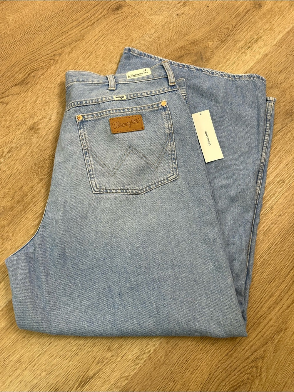 Wrangler 100% Cotton High Rise Wide Leg Worldwide 661 Soft Denim Jean