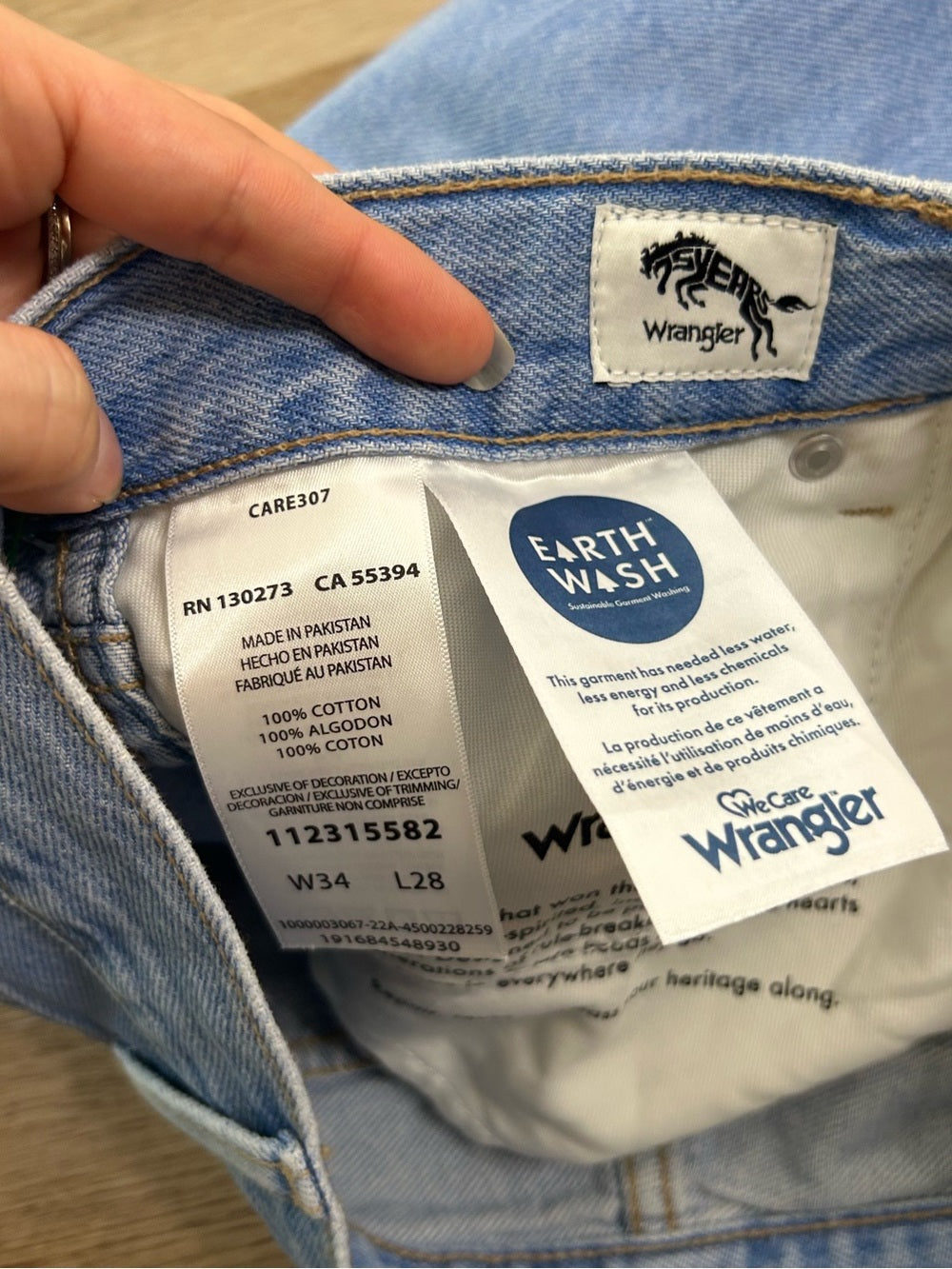 Wrangler 100% Cotton High Rise Wide Leg Worldwide 661 Soft Denim Jean