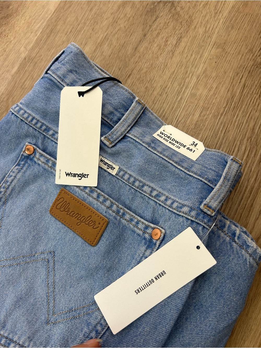 Wrangler 100% Cotton High Rise Wide Leg Worldwide 661 Soft Denim Jean