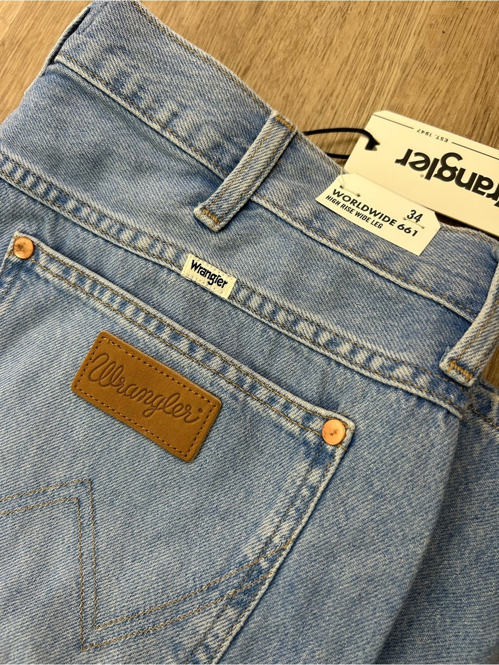 Wrangler 100% Cotton High Rise Wide Leg Worldwide 661 Soft Denim Jean