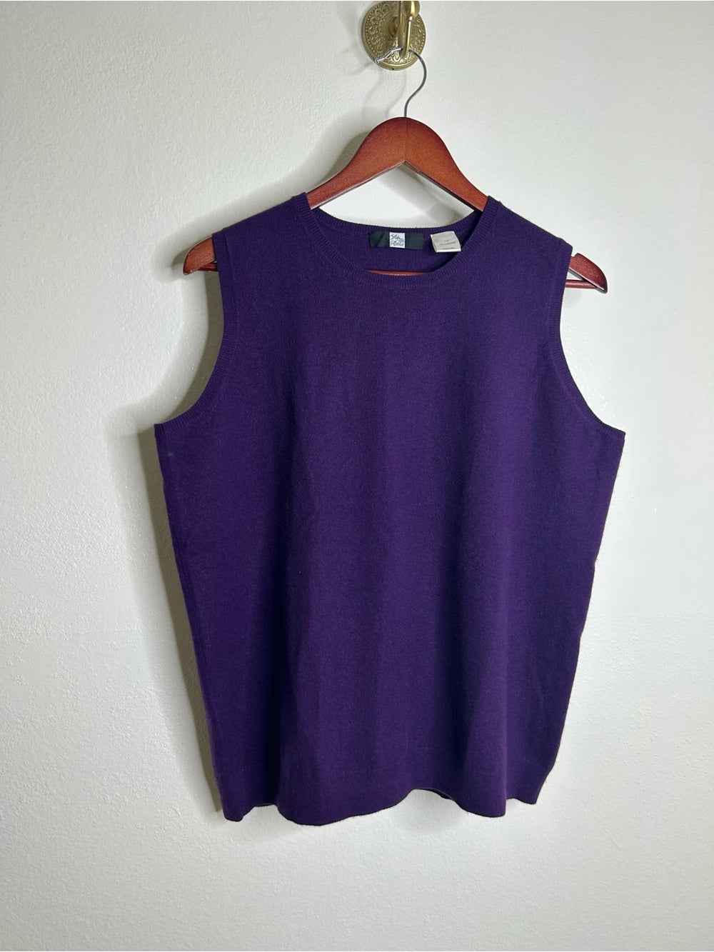 Saks Fifth Avenue 100% Cashmere Deep Purple Knit Tank Top Sweater