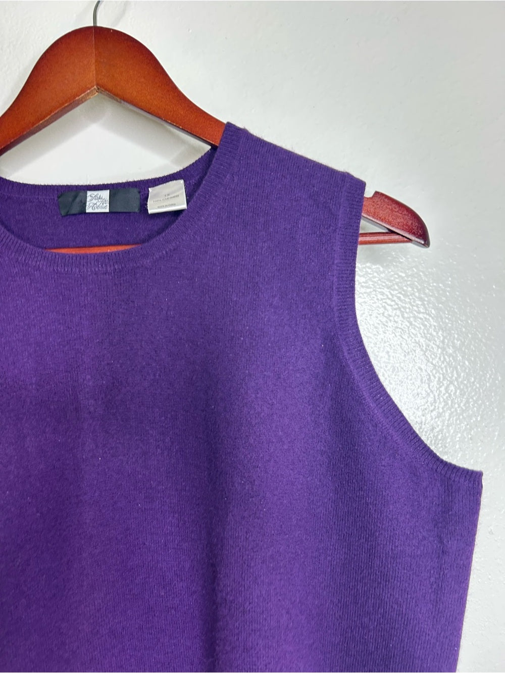 Saks Fifth Avenue 100% Cashmere Deep Purple Knit Tank Top Sweater