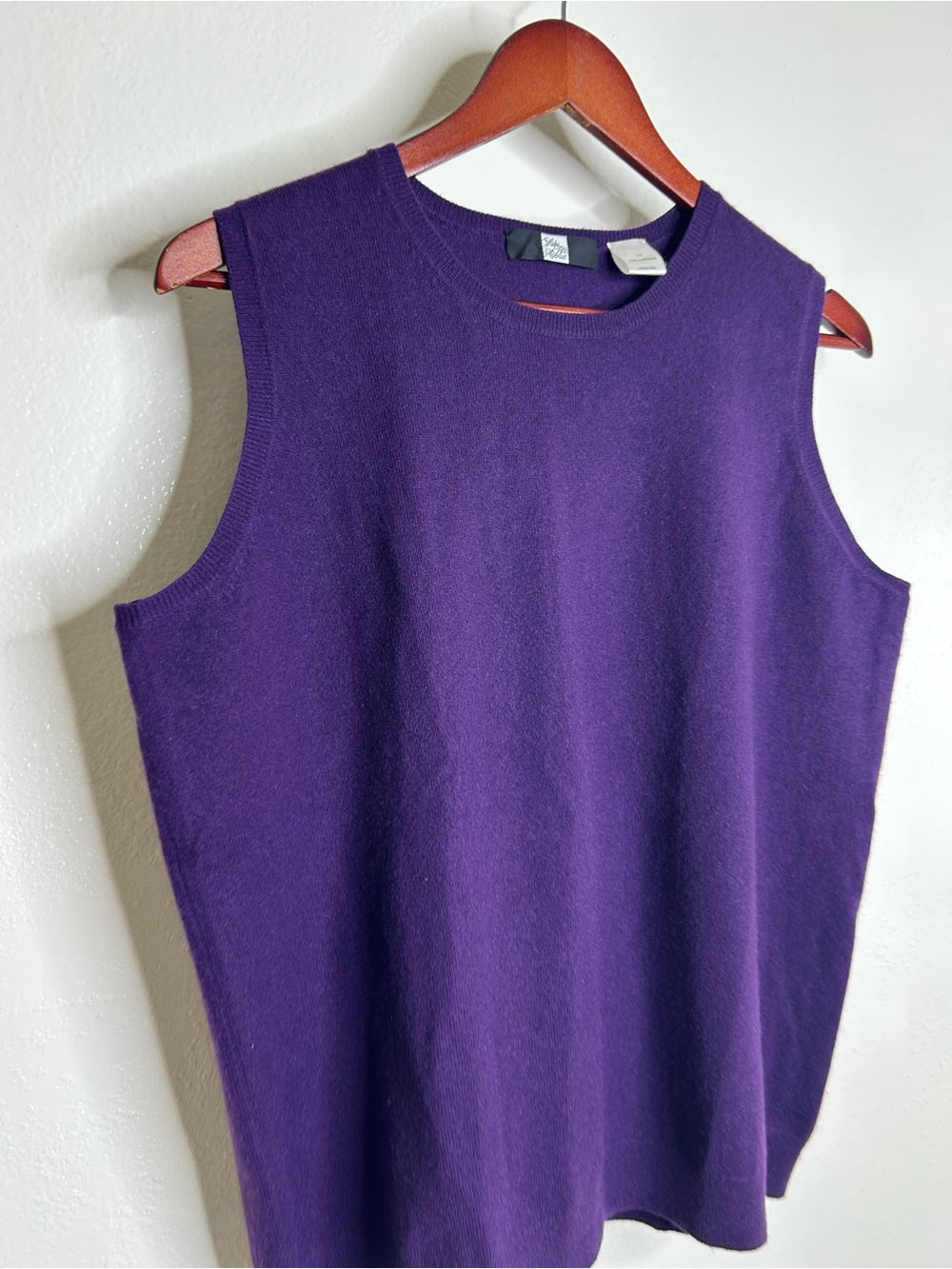 Saks Fifth Avenue 100% Cashmere Deep Purple Knit Tank Top Sweater