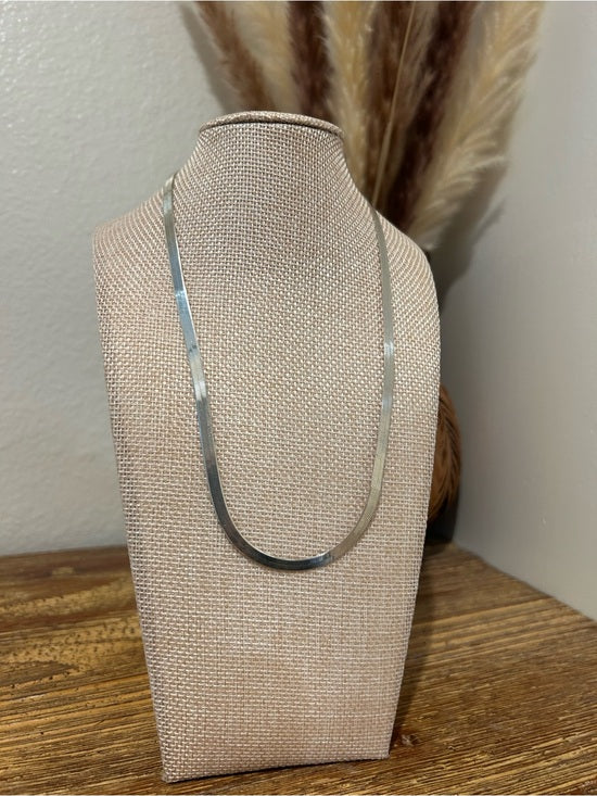 925 Sterling Silver Herringbone Etched Detail Double Sided Chain Necklace