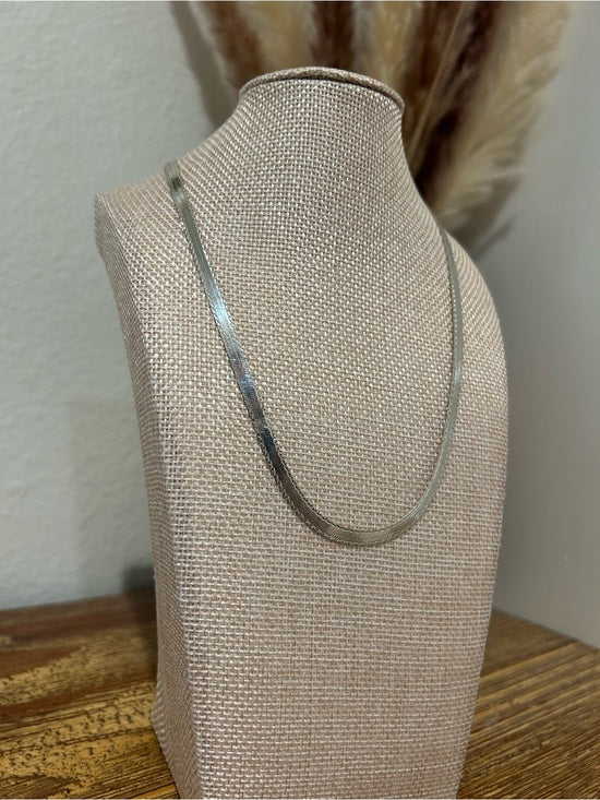 925 Sterling Silver Herringbone Etched Detail Double Sided Chain Necklace