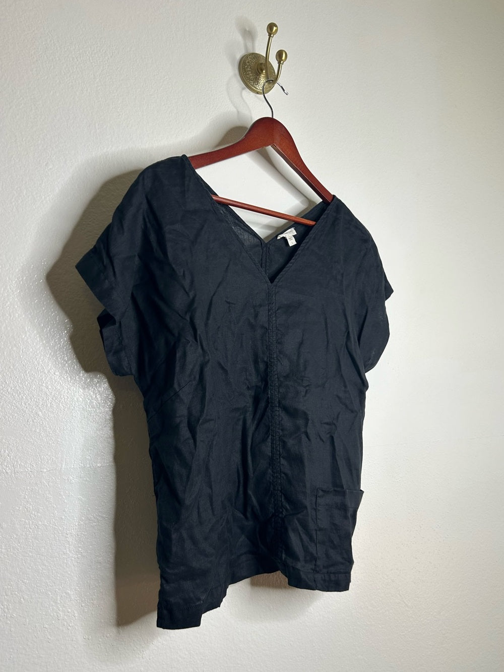 Garnet Hill Garnet Hill 100% Linen Black V - Neck Short Sleeve Boxy Fit Blouse Top - Linen