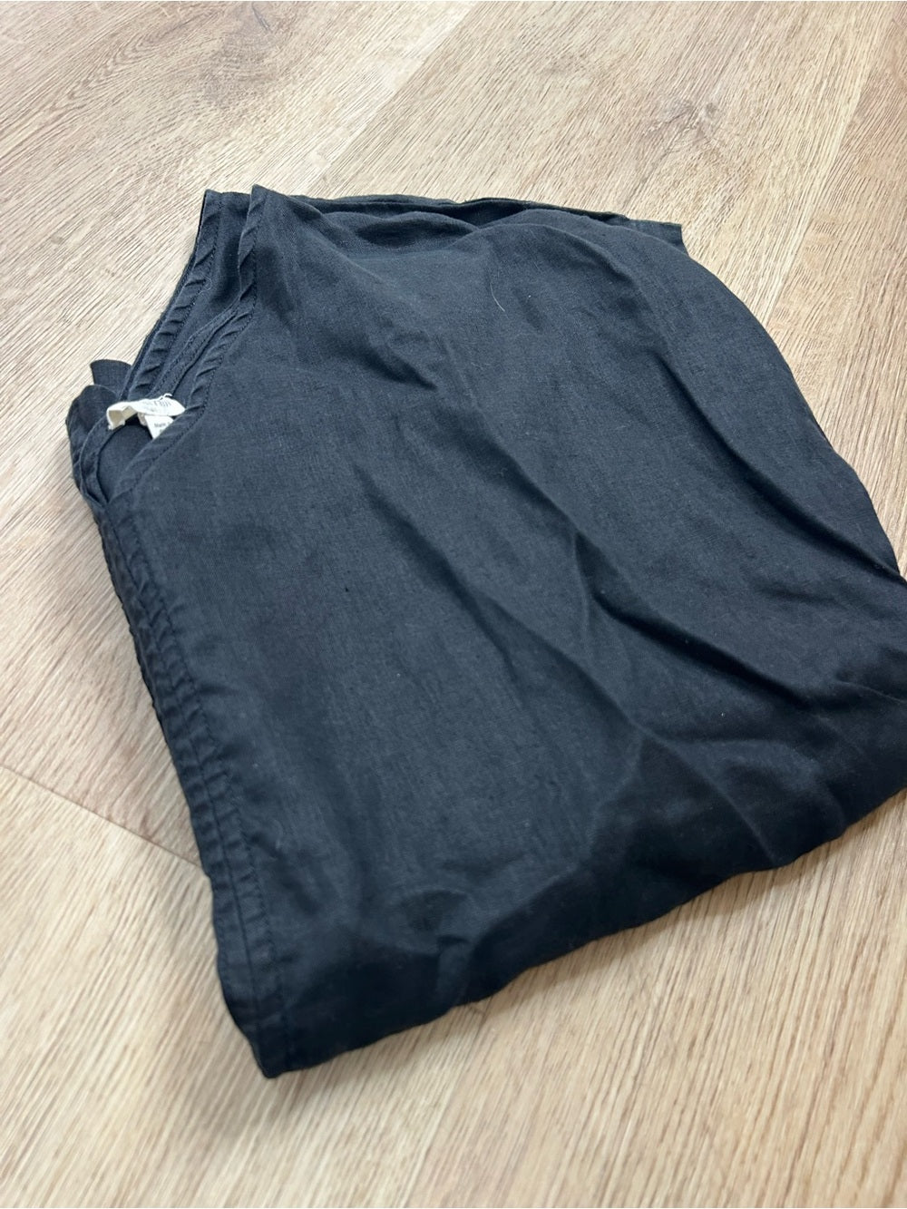 Garnet Hill Garnet Hill 100% Linen Black V - Neck Short Sleeve Boxy Fit Blouse Top - Linen