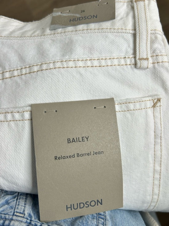 Hudson 100% Cotton White Distressed Bailey Barrel Jean Contrast Stitching