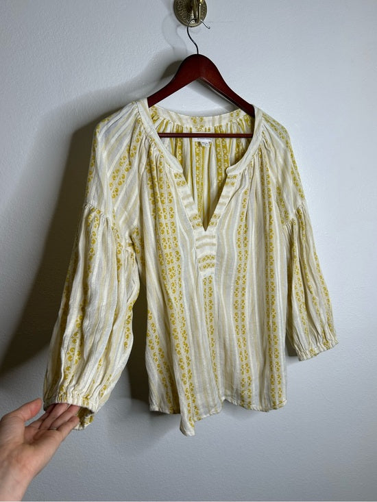 Velvet by Graham &amp; Spencer 100% Cotton V - Neck Yellow Cream Balloon Sleeve Top