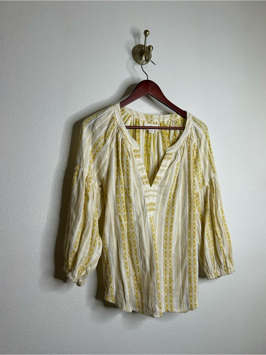 Velvet by Graham &amp; Spencer 100% Cotton V - Neck Yellow Cream Balloon Sleeve Top
