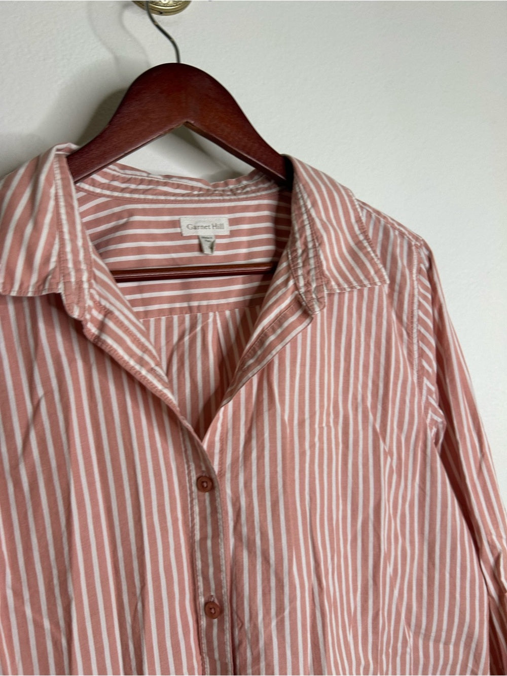 Garnet Hill 100% Organic Cotton Pink White Poplin Striped Button Down Top
