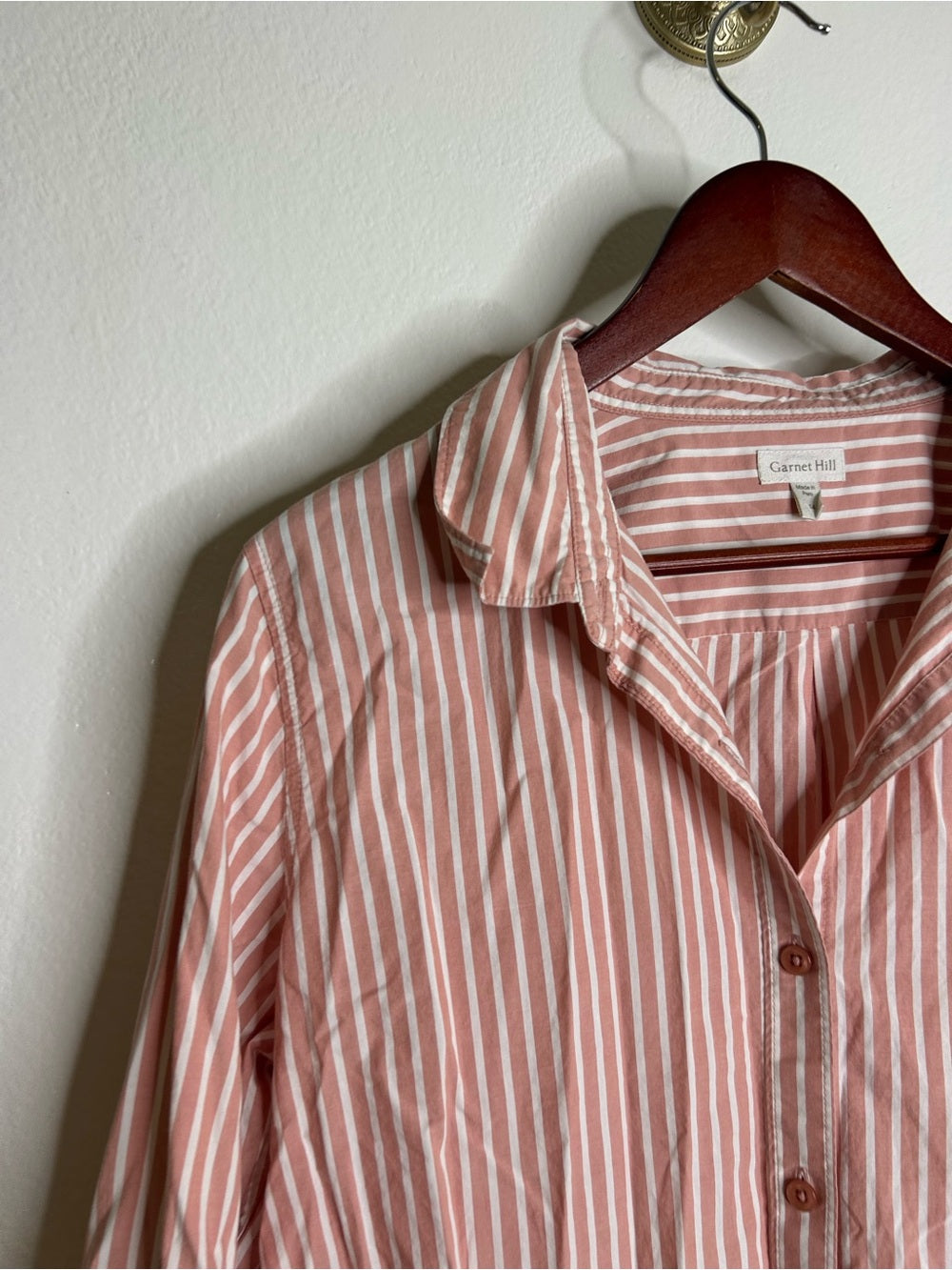 Garnet Hill 100% Organic Cotton Pink White Poplin Striped Button Down Top