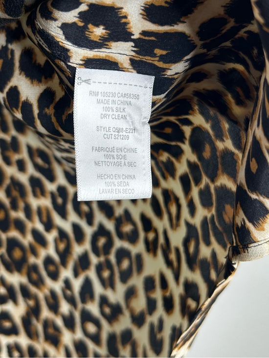 Equipment Femme 100% Silk Cheetah Animal Print Button Down Long Sleeve Blouse
