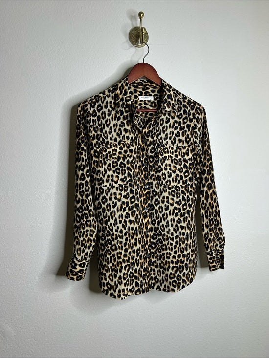Equipment Equipment Femme 100% Silk Cheetah Animal Print Button Down Long Sleeve Blouse - Silk