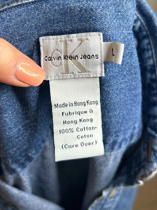 Calvin Klein 100% Cotton Denim Button Down Tailored Jean Long Sleeve Shirt