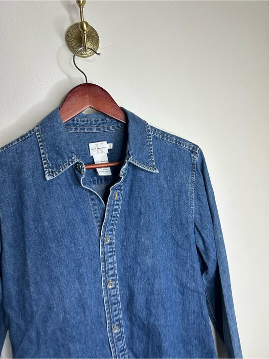 Calvin Klein 100% Cotton Denim Button Down Tailored Jean Long Sleeve Shirt