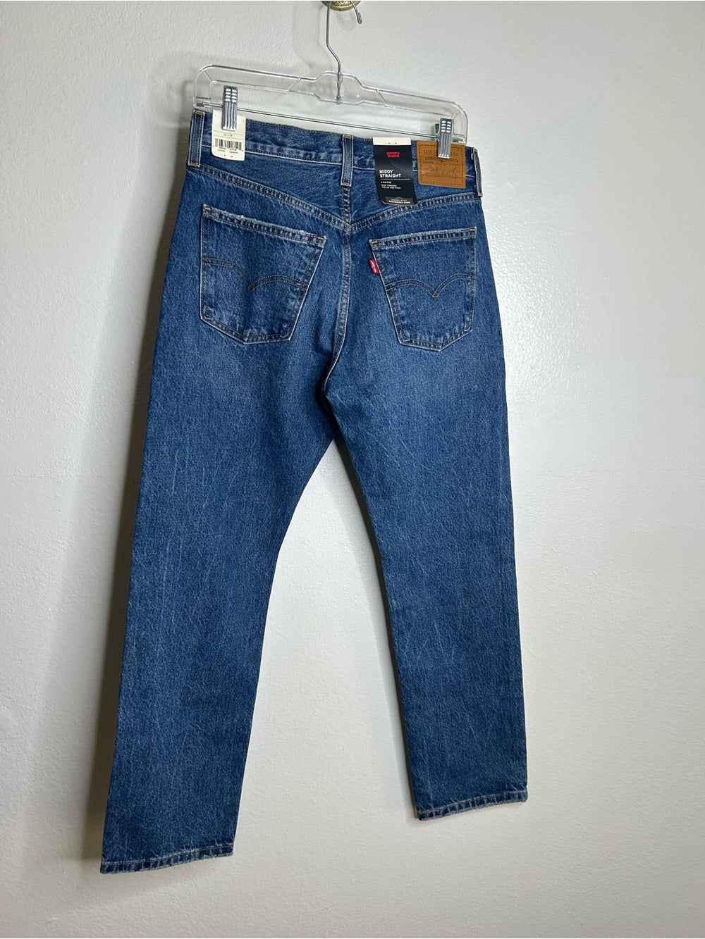 Levi's 100% Cotton Denim Middy Straight Leg Medium Wash Jean