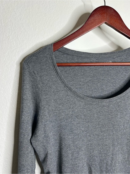 Eileen Fisher 100% Organic Cotton Gray Scoop Neck Long Sleeve T - Shirt Top