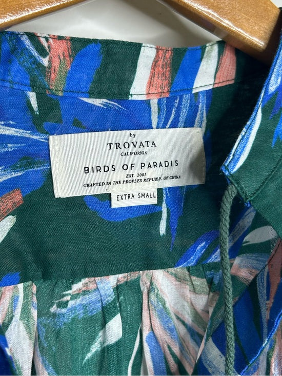 Trovata Birds of Paradis Cotton Ramie Short Sleeve Lightweight Blouse Top