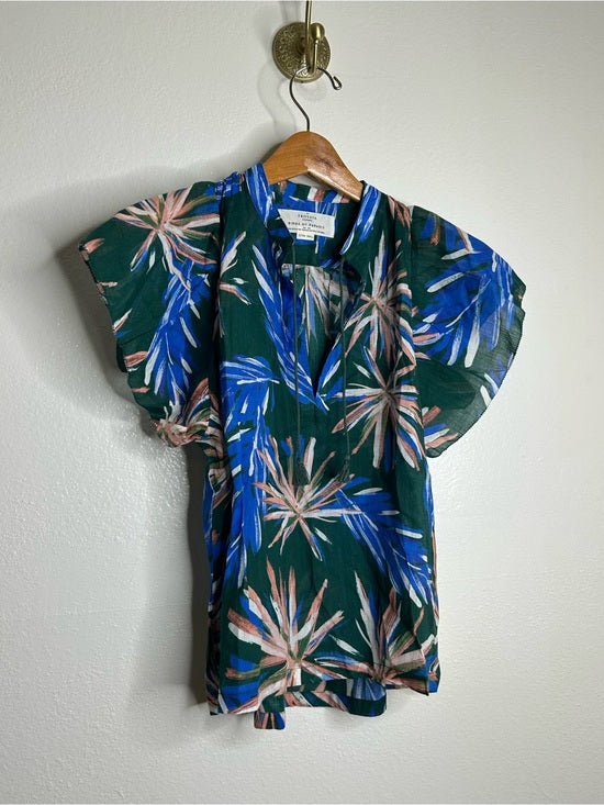 Trovata Trovata Birds of Paradis Cotton Ramie Short Sleeve Lightweight Blouse Top - Cotton, Rayon