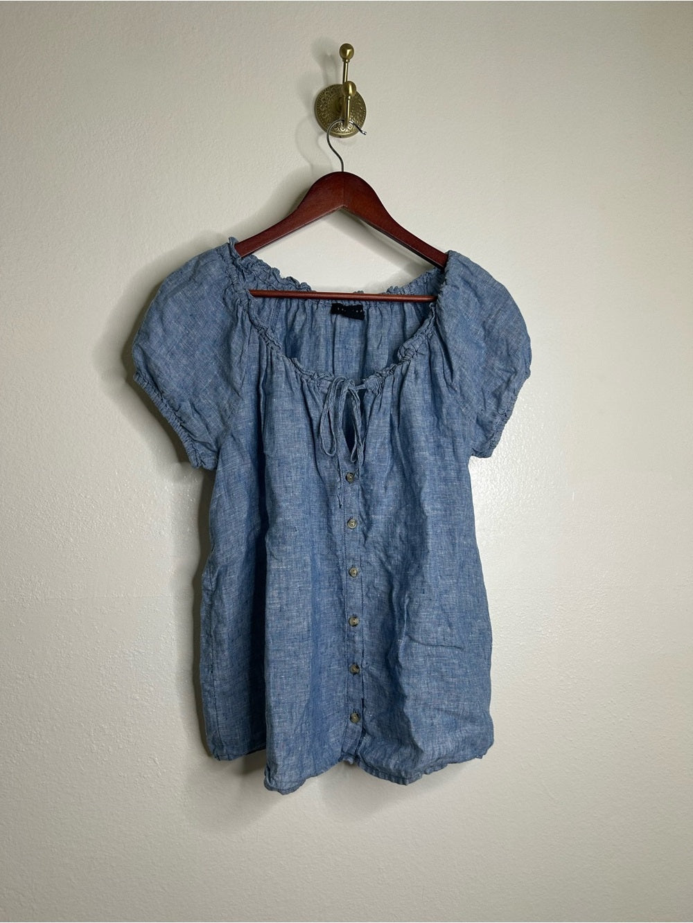 Sanctuary 100% Linen Blue Scoop Neck Babydoll Style Button Down Blouse